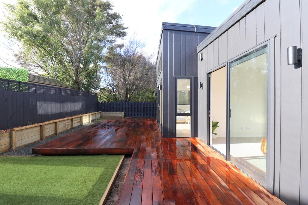 The Mod Box Villa Invercargill Exterior photo